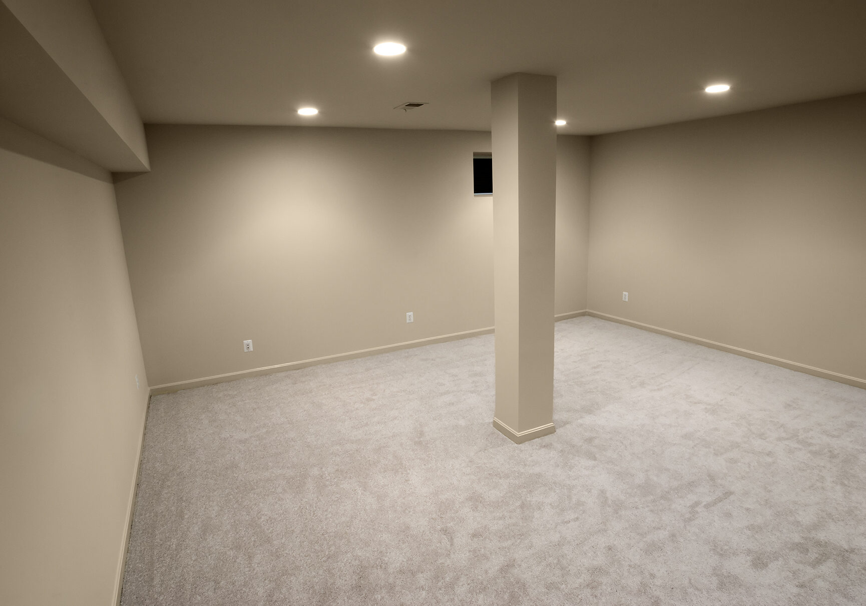 Abstract image of a newly constructed basement bedroom.
[url=http://www.istockphoto.com/file_search.php?action=file&amp;lightboxID=4113921][img]http://farm3.static.flickr.com/2019/2492870375_dbc144af36.jpg?v=0[/img][/url]